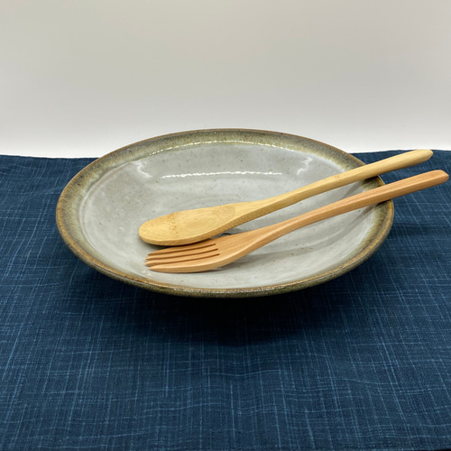 花模様の中皿 【プレート カレー皿 パスタ皿 和 陶器】 | iichi