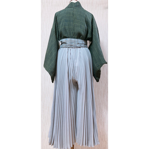 展示品　◇和洋 きものコーデ◇  セット売り　カーキ×ホワイト　ベルト付き ◇和洋 きものコーデ◇ セット売り 緑×グレー パンツ
