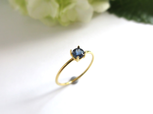 【九月生日石】精美 4 毫米“藍寶石”戒指 第6張的照片