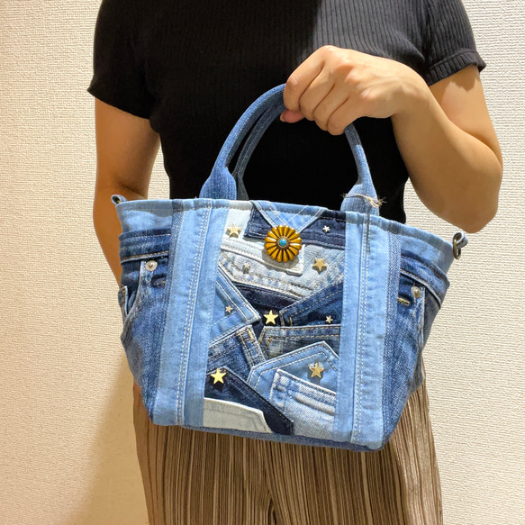 サイドポケット付きランダムデニムのストライプキラキラトートバッグ