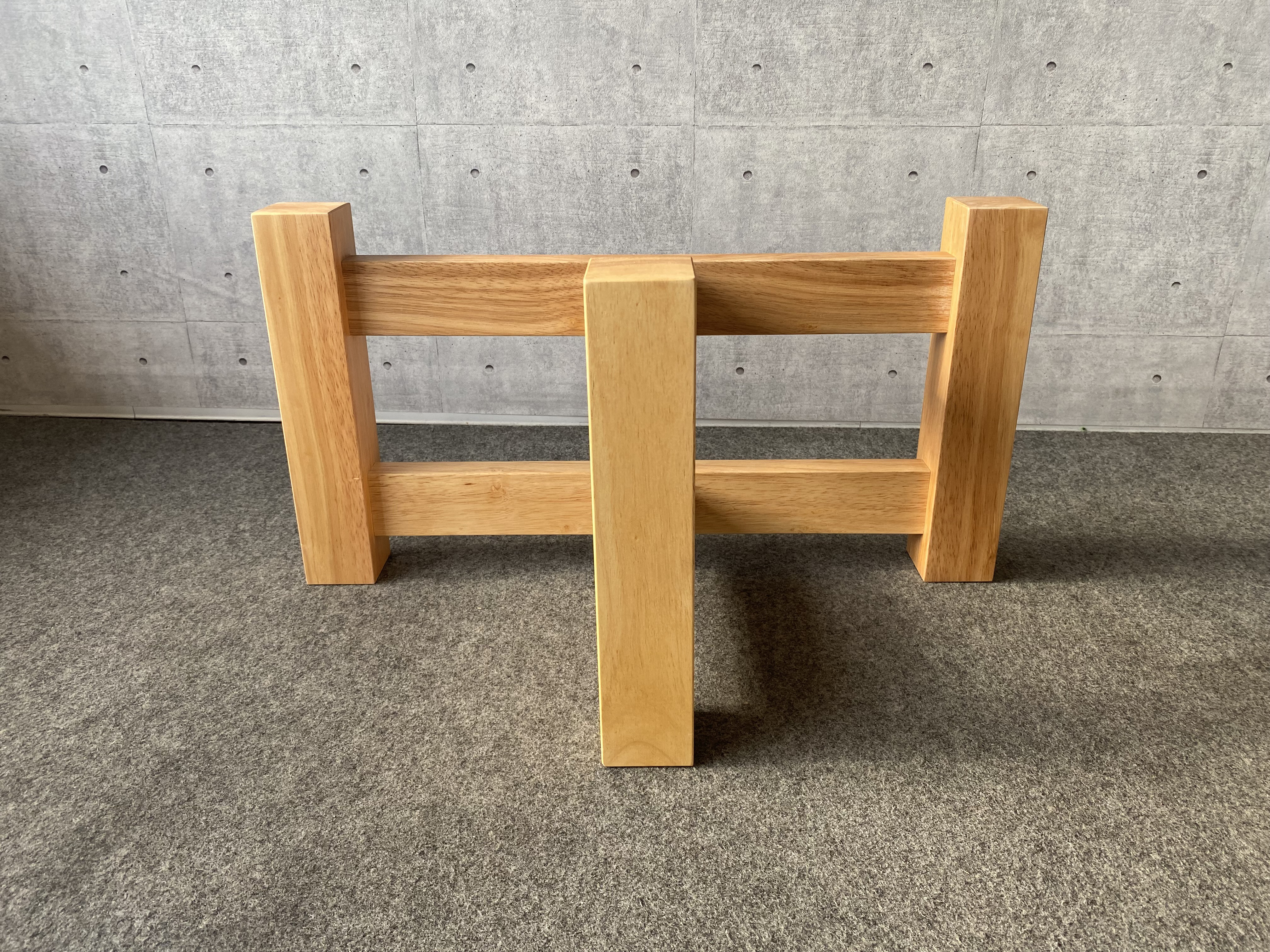 リビングテーブル用脚　ラバー材無垢