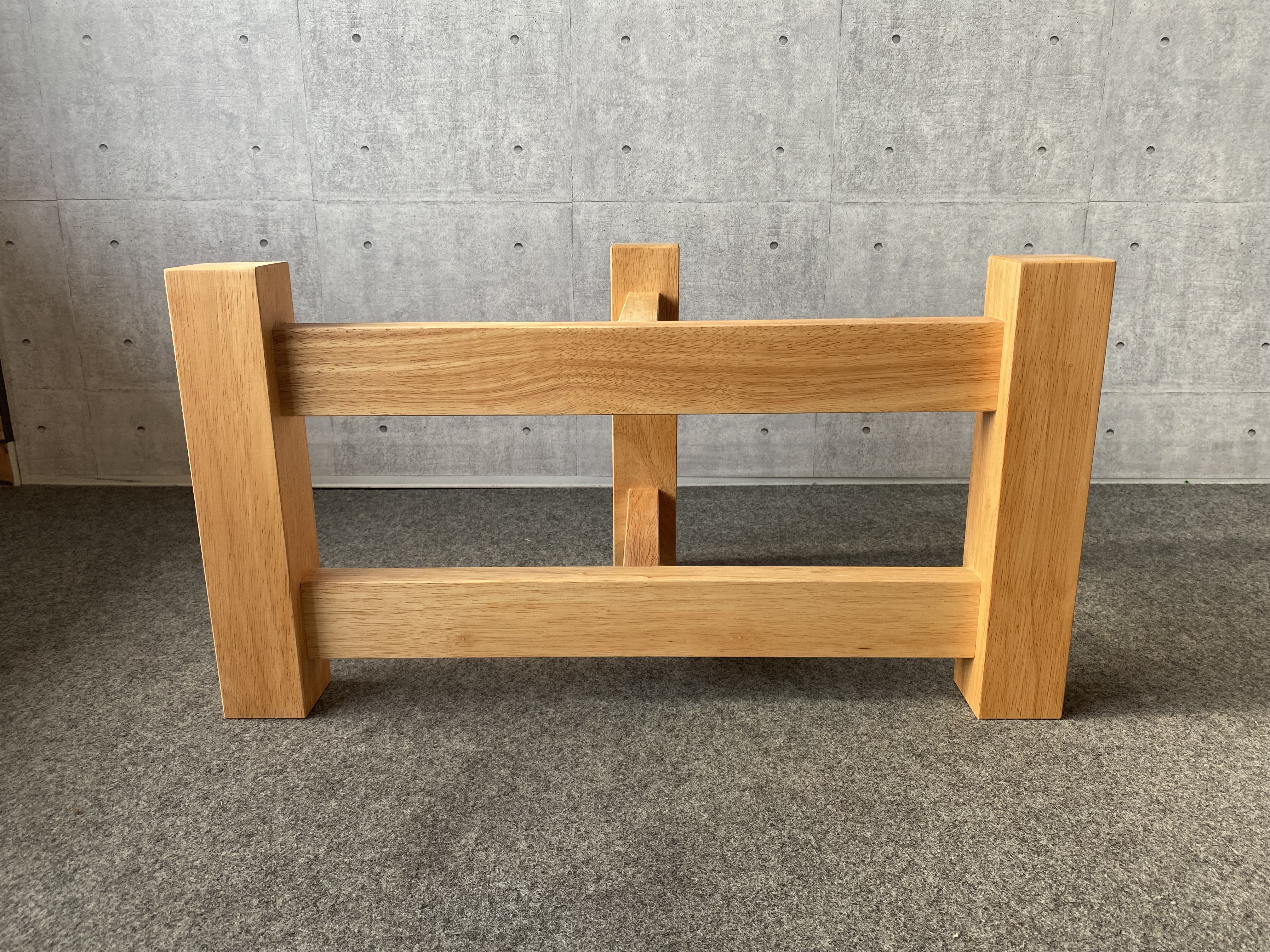 リビングテーブル用脚　ラバー材無垢