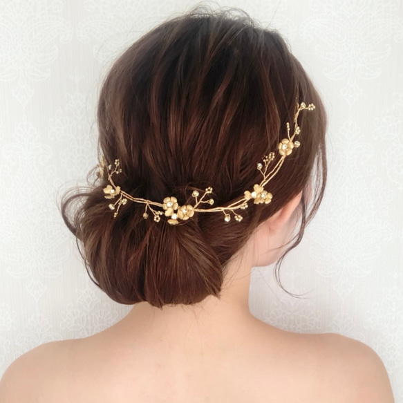 MA108 【ゼクシィ掲載】 ヘッドドレス　カチューシャ ブライダル ヘアアクセサリー リーフ  ゴールド　結婚式 花嫁 5枚目の画像