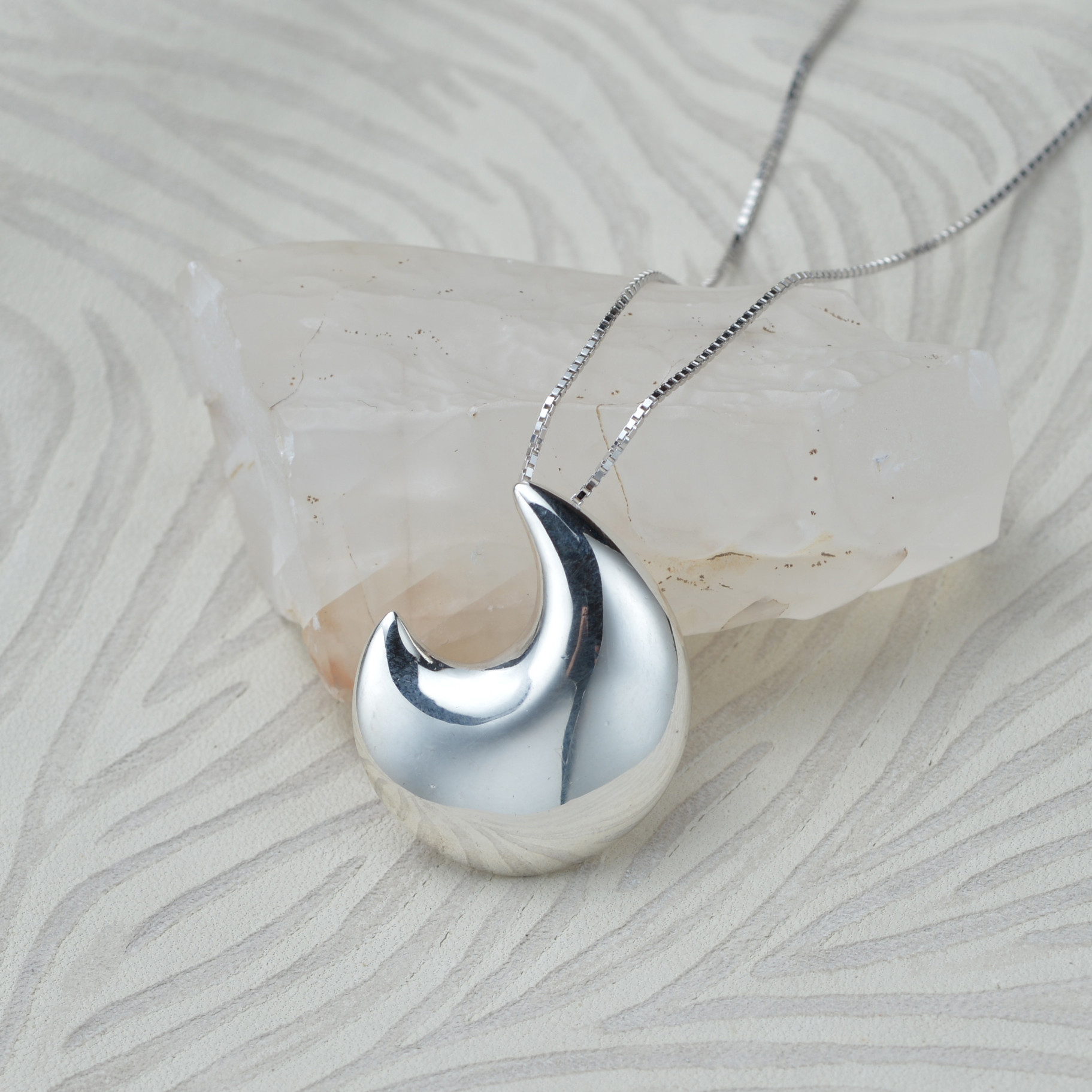 ペンダントトップ〈月・ Moon〉★ネイチャーシリーズ 15,620円