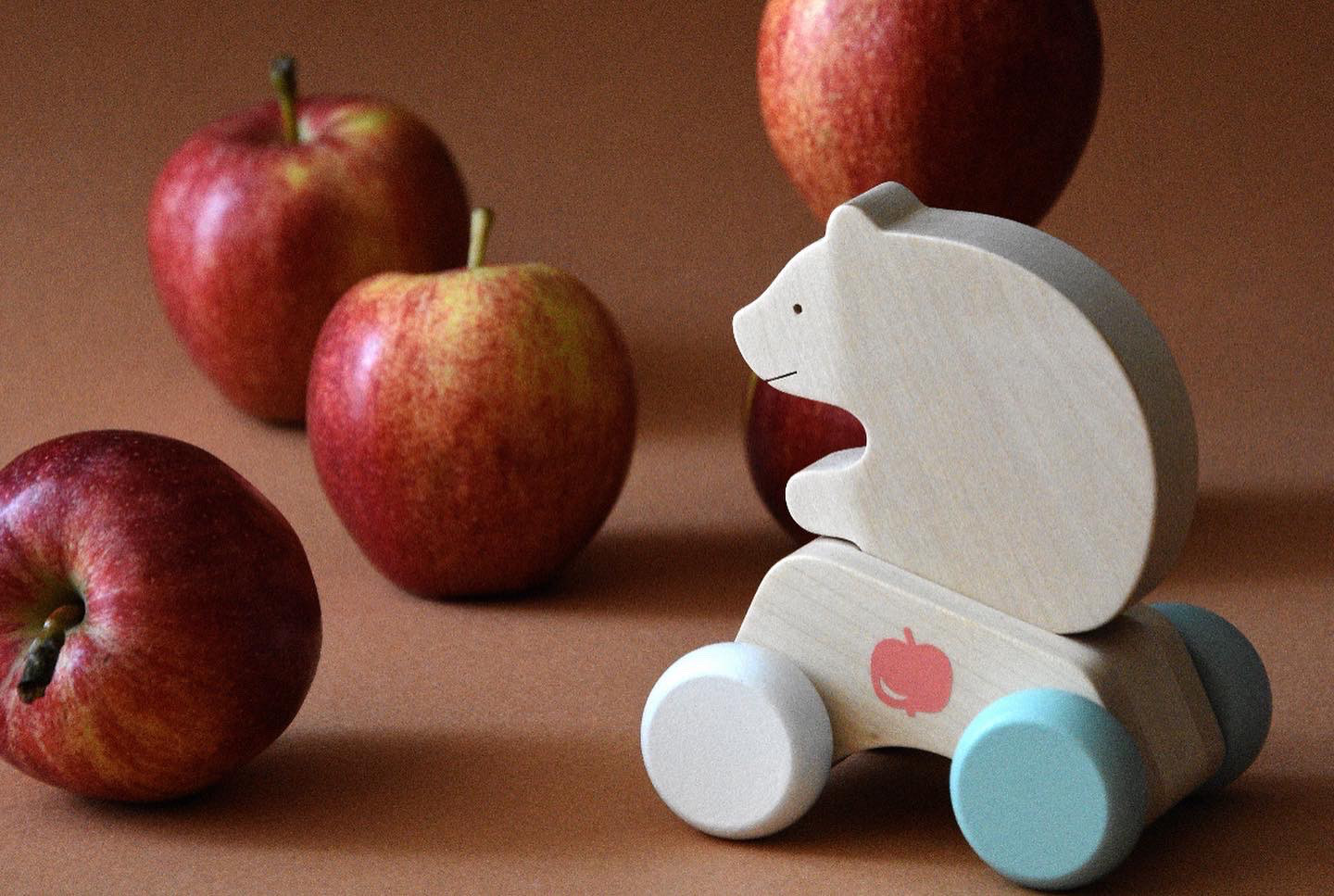 【新作】くまのとことこ車【木製玩具】