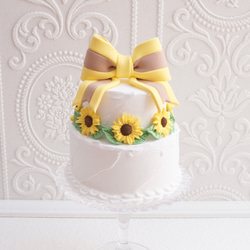 ひまわりのクレイケーキ＊向日葵＊フェイクケーキ＊推しケーキ