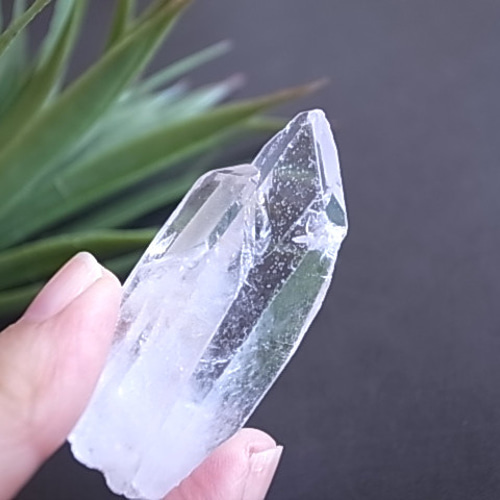 最高品質　タンザニアが生んだ究極のクリスタル　アルティメイトモンドクオーツ モンドクォーツ タンザニア産 ポイント 虹入り クリスタル水晶 24g