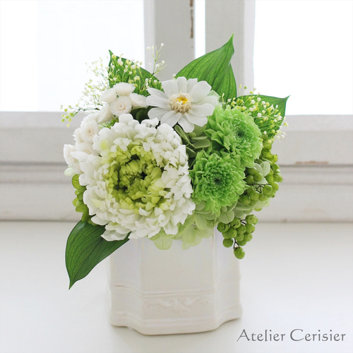 プリザーブドフラワー仏花＜スーベニア Sサイズ＞グリーン 菊 百日草