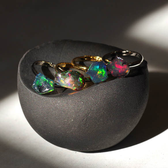 蛋白石（黑色染色煙燻）礦物寶石小指戒指 [金屬配件可用，寶石可用] 配件 第1張的照片