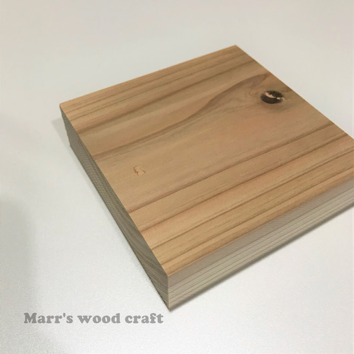木工工作・DIYに使える木材端材板 正方形と三角形 9x9cm 18枚 木工工作・DIYに使える木材端材板 正方形と三角形 9x9cm 18枚