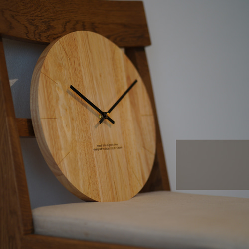 掛け時計 木製 無垢 連続秒針 静音 30cm ハリウッドの木 壁掛け時計