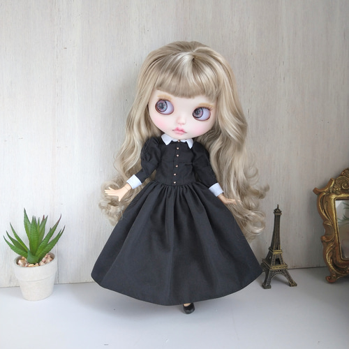 春服※ブルーの花柄クラシカルワンピース※ブライスアウトフィット