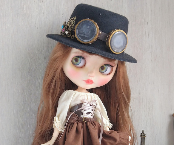 711.※スチームパンク・歯車モチーフの黒の帽子 ラインストーン