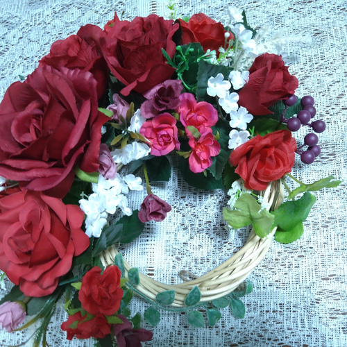 ❤真紅の薔薇の素敵なフラワーリース 一点物 玄関リース 壁飾り