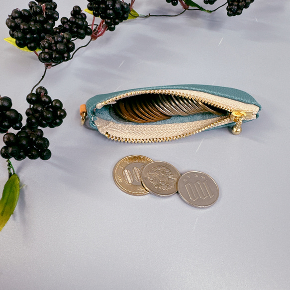 コインが見やすくたっぷり入る長細いコインケース  シュリンク　寒色系 8枚目の画像