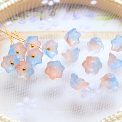 オリジナルカラー★10mmお花、すずらんのガラスビーズ　オレンジ×ブルーグラデーション 12枚目の画像