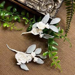 偽のボスの女性king_boss白い花灰色の葉の頭飾りグループx花嫁x