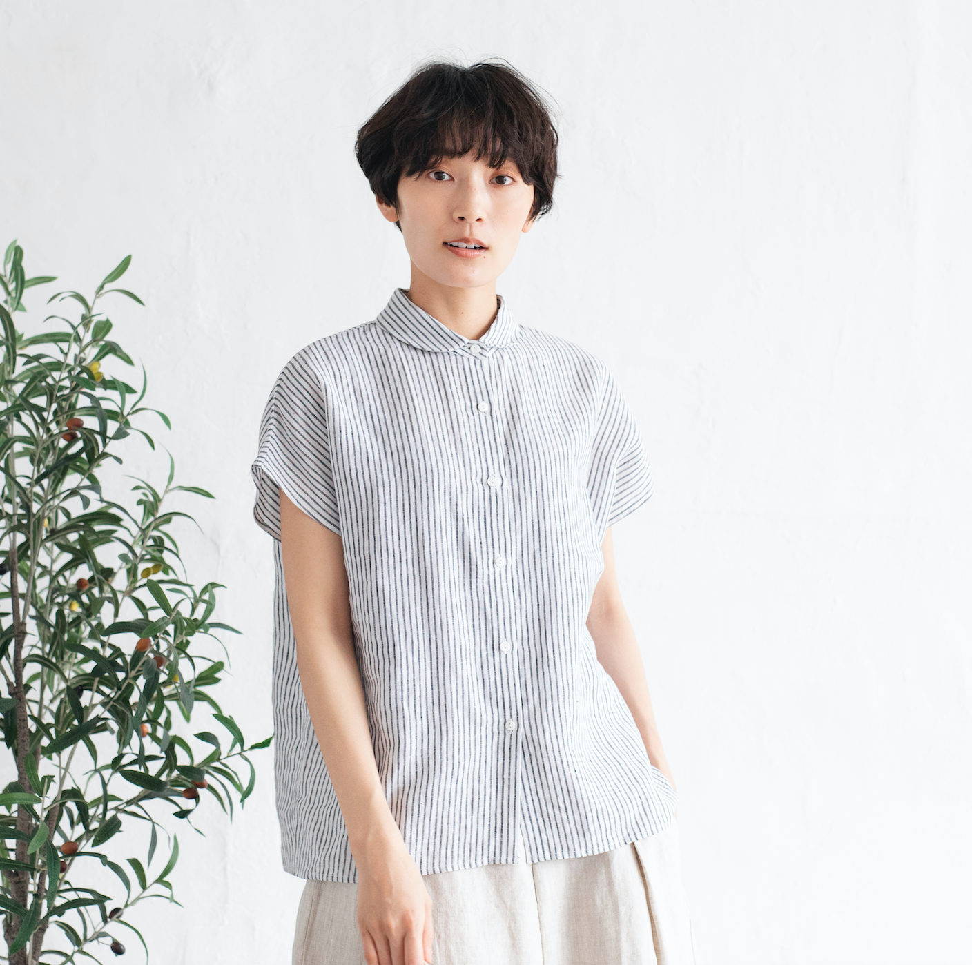 爽やかに魅せる　マルエリシャツ　フレンチリネン100％　ストライプシャツブラウス220608-1