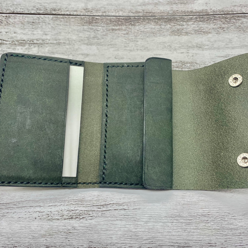 小さくてシンプルな三つ折り財布 【グリーン】 ミニ財布