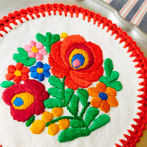 no.5 ハンガリー刺繍 ヴィンテージ 手刺繍 リメイク素材