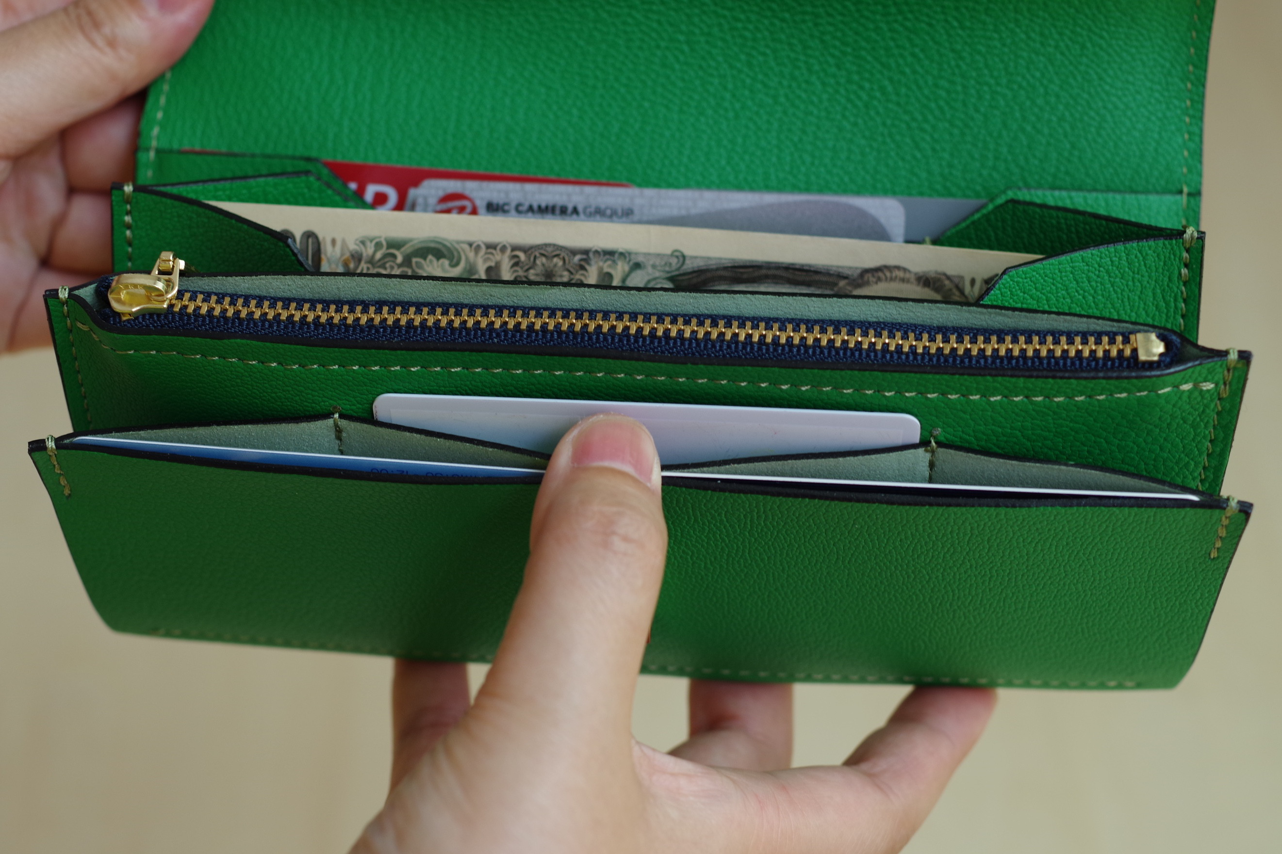 <高級革>フランスレザー使用　長財布（スミクロ）