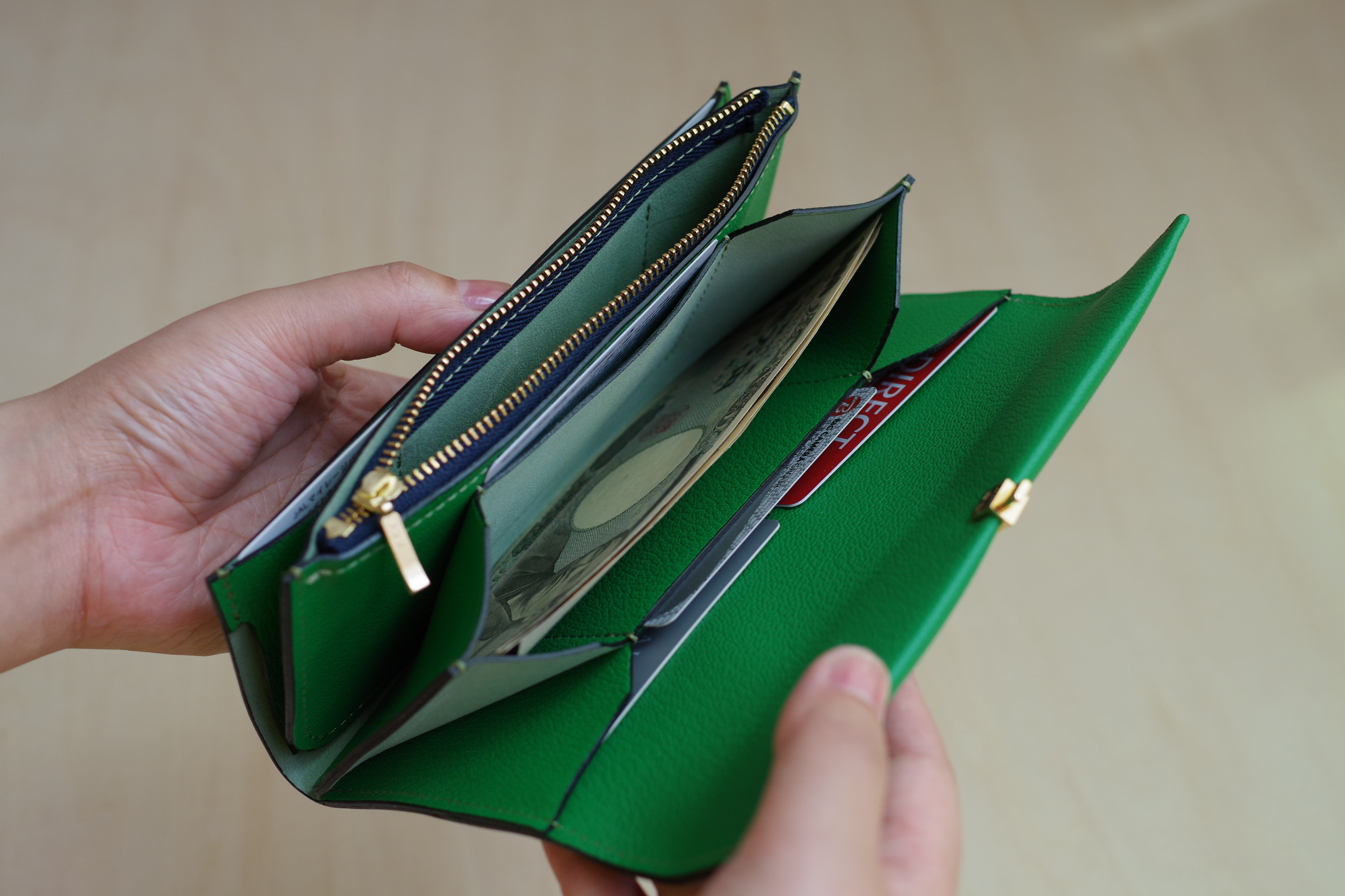 <高級革>フランスレザー使用　長財布（スミクロ）