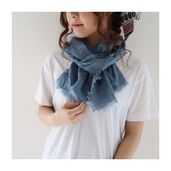【150cm】リネンストールショートサイズ／四方切りっぱなしのリネンストール／春夏ミニストール／スモーキーブルー 1枚目の画像