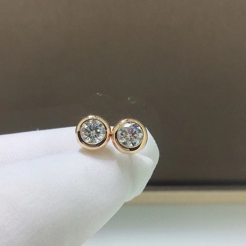 newデザイン】輝くモアサナイト ピアス K18PG ピアス（フック 