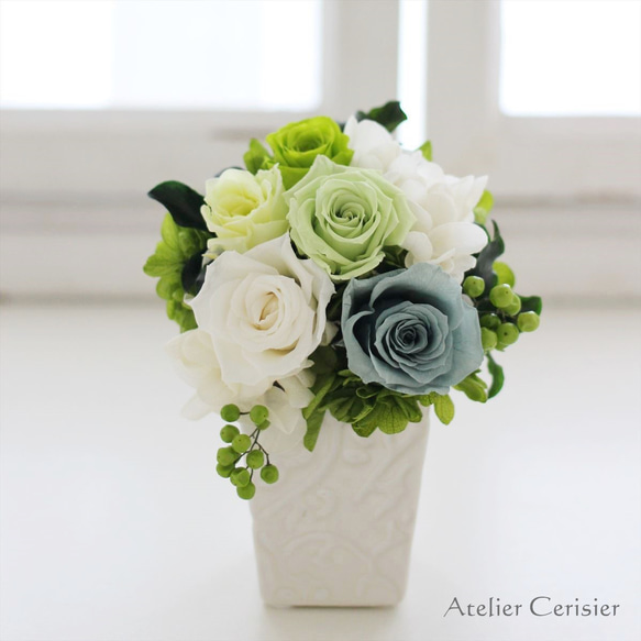 プリザーブドフラワー＜アラベスク＞グリーン ホワイト バラ ミニ