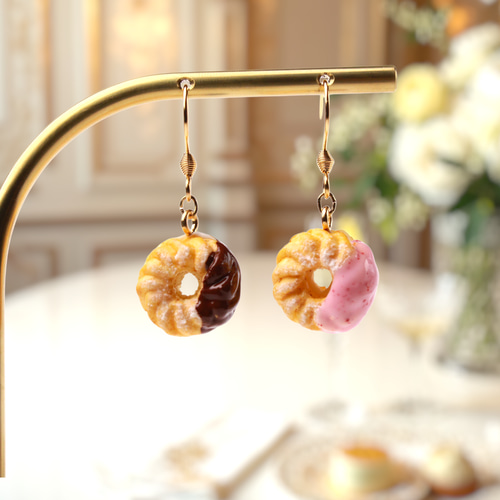 10種から選べる】ドーナツ【Мサイズ】 （ピアス / イヤリング