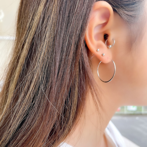 再再販♪【14kgf・Silver925】ハンマーフラットフープピアス