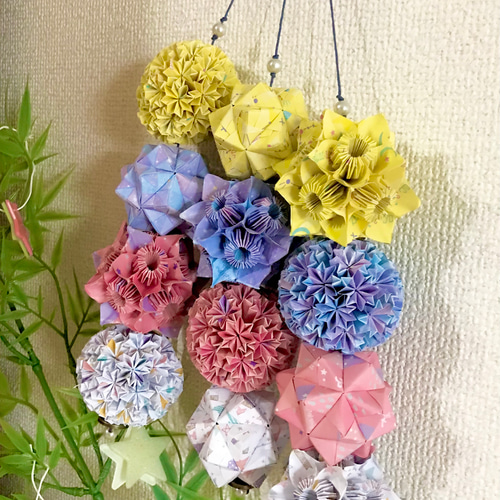 吊るし飾り 彩り9連 赤・橙色 くす玉お花⭐︎ひな祭り 正月飾り Origami DIY】Easy Kusudama “Hanging Ornament” ❋ Origami