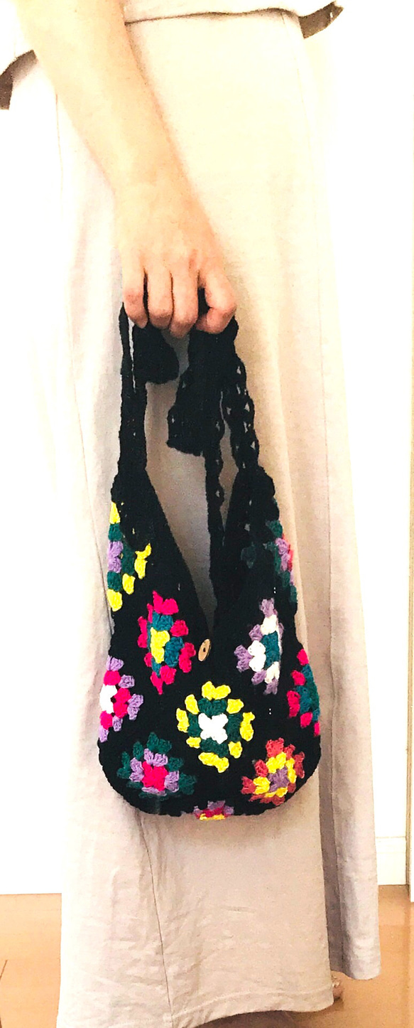 ［かぎ針編み］１点もの☆綿の糸使用　グラニースクエアのマルチwayバッグ 12枚目の画像