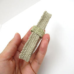 手織りのリネンポニーフック（ゴールド） 5枚目の画像