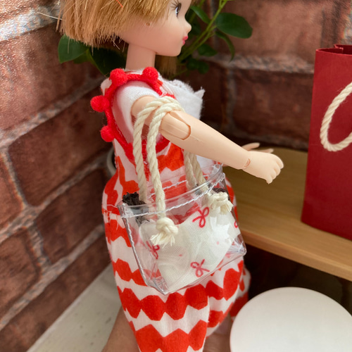 人形用木製クローゼット扉付き ハンドメイド ブライス リカ