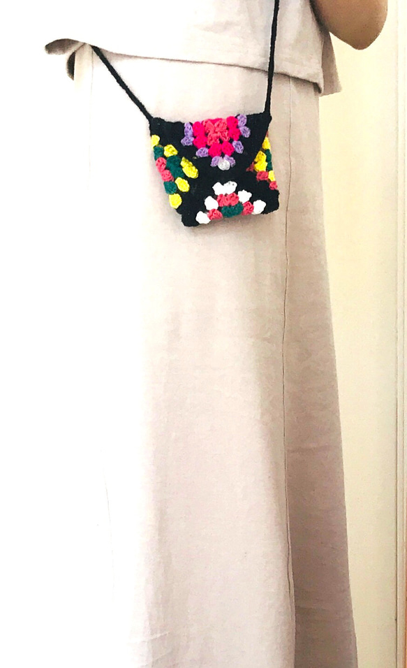 かぎ針編み］1点もの☆綿の糸使用 グラニースクエアマルチwayバッグ