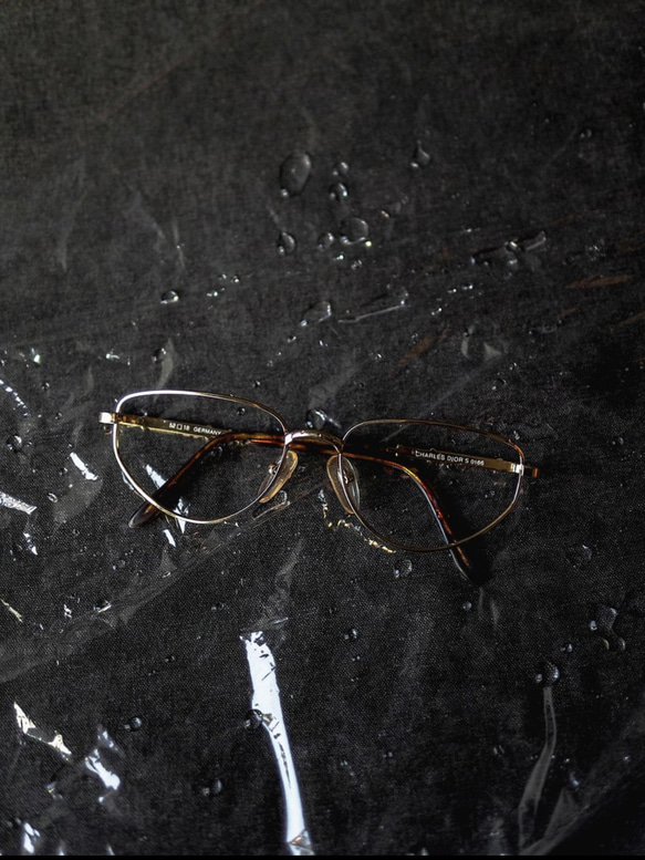 埼玉青春搖滾琥珀鏡腳 金絲雕花鏡特殊三 角框眼鏡 Japan/glasses 第1張的照片