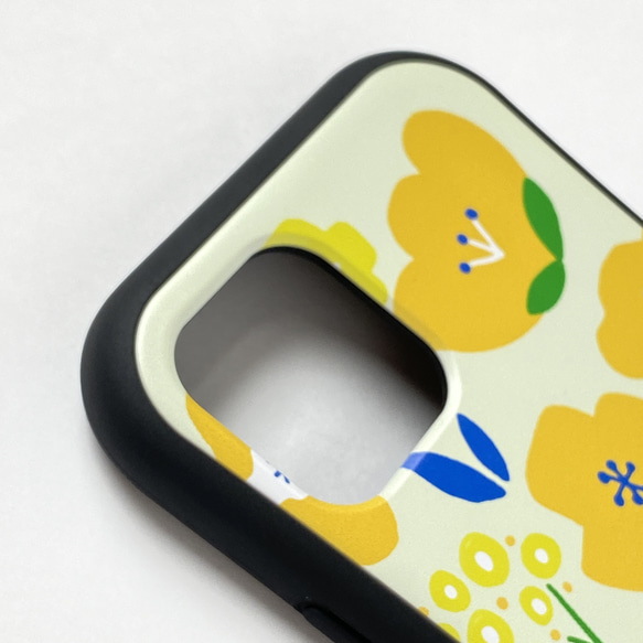 【iPhone】カラフルフラワー・グリップケース 北欧 スマホケース 黄色 花柄 ポップ 7枚目の画像