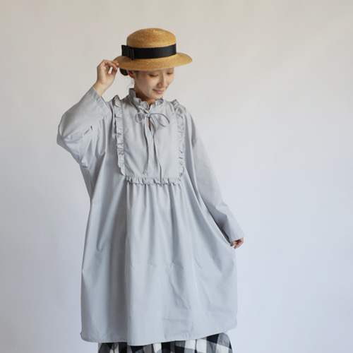 新作97cm丈『 甘め 小花フリル スタンド襟 ワンピース』首元 調節