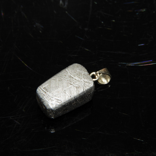 新作！他では絶対に作れない！！生から作ったギベオン隕石ペンダント