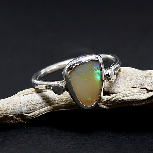 セミブラックオパールシルバーリングアールデコ フィリグリースタイル