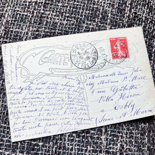 保障できる 1909年 アンティーク フランス ブルードレスの少女とレター コレクション