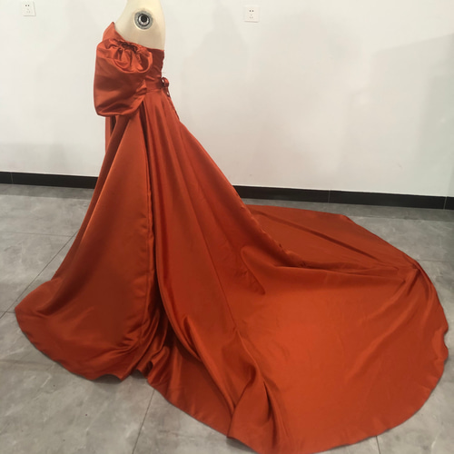 テラコッタドレス 高品質！テラコッタ カラードレス 編み上げ 華やかなトレーン