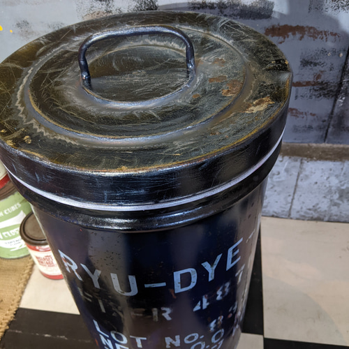 アメリカンヴィンテージなドラム缶
200L オープンドラム缶
ガレージ雑貨
#BASE雑貨
#ガラ入れ
#廃材入れ アメリカンヴィンテージなドラム缶 キープアウト 立ち入り禁止