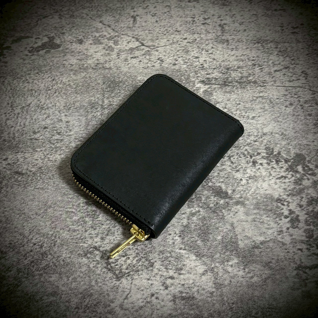 プエブロレザー ミニ財布 経年変化 本革 牛革 イタリアンレザー YKK 小さい財布 革財布 ブラック 黒