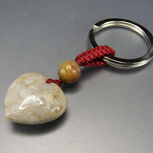 訳有レア柄付きAAA菊花石化石ハート天然石キーホルダー その他