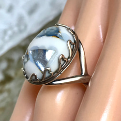 シルバーアバロンシェルとvintage glass ring（フリーサイズ・ハートベゼル） 10枚目の画像
