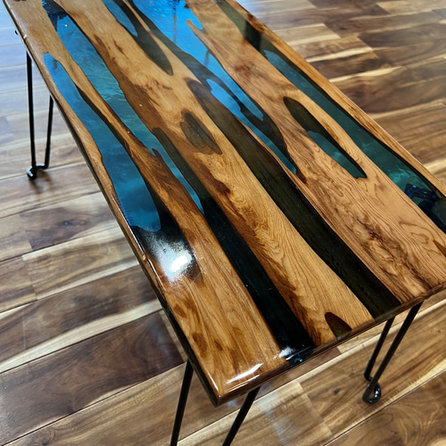 古材とResin の折りたたみ式リバーテーブル サイドテーブル