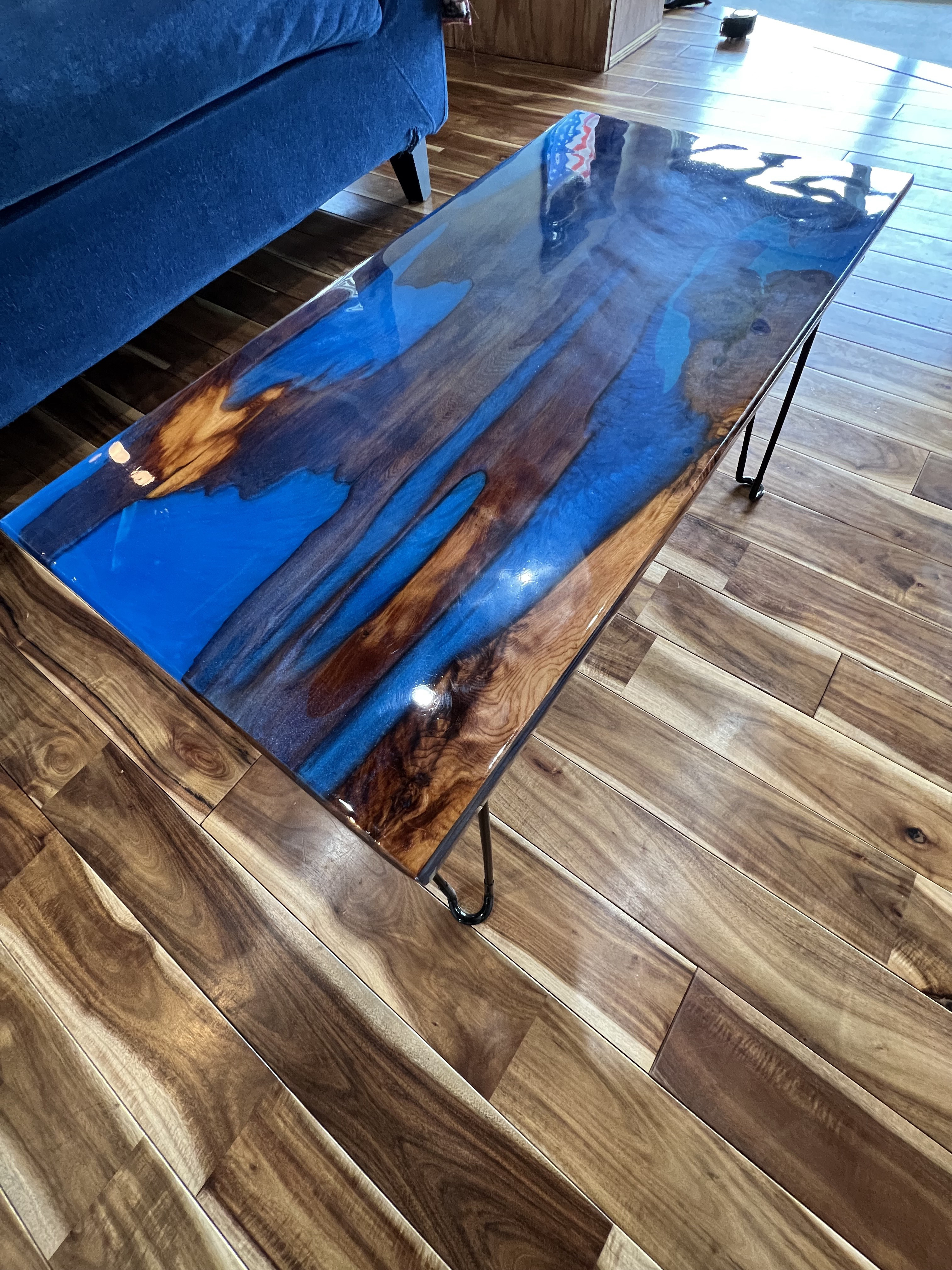 レジンサイドテーブル　屋久杉　四つ葉のクローバー レジンサイドテーブル 屋久杉 四つ葉のクローバー