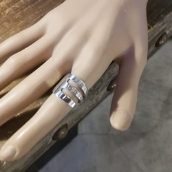 它看起來像一個美麗的三串現代戒指......日本古董銀叉的翻新戒指_0787 第7張的照片